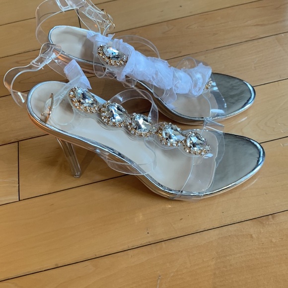 Stilettos Clear Ankle Strap Heels Crystal Embellished Women’s Size 9 - Picture 11 of 16